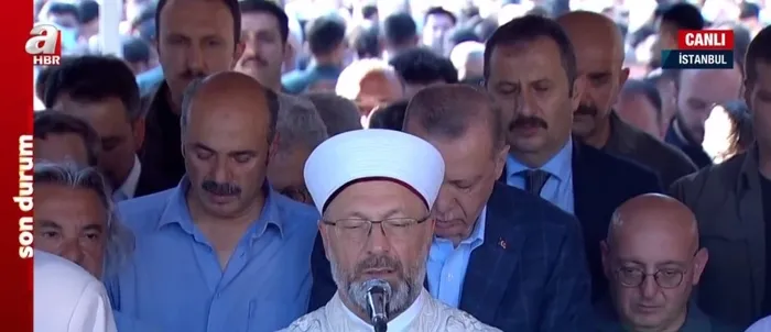 Usta edebiyatçı Rasim Özdenören’e son veda: Cenaze törenine Başkan Erdoğan da katıldı