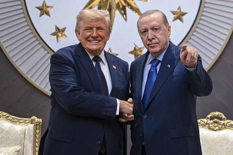 malliotakis-turkiyenin-f-35-programina-donusune-karsi-cikti-1789551104528.jpg ABD Başkanı Donald Trump ve Başkan Recep Tayyip Erdoğan (AA)