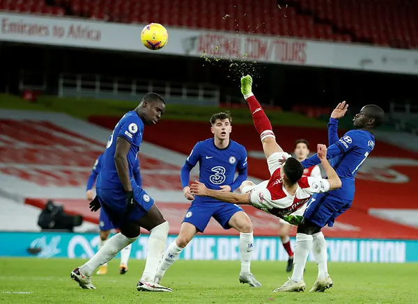 Arsenal Chelsea'yi 3-1 yenmeyi başardı - 6