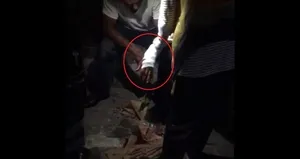 Uyardığı kadın tarafından bıçaklandı