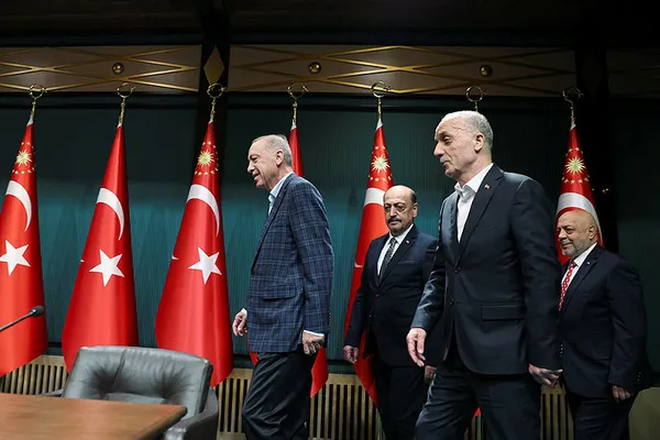 Kamu işçilerinin zammı belli oldu! Müjdeli haberi Başkan Erdoğan açıkladı