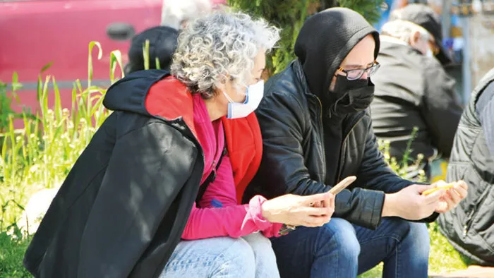 Son dakika: Koronavirüs aşısında talep patlaması! 55 yaşı duyan kuyruğa girdi - 3