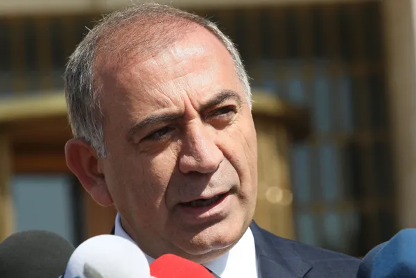 chp-yandasi-dogruladi-meral-aksener-kemal-kilicdaroglunu-istemiyor-surec-coklu-adaya-dogru-gidiyor-1662575811366.jpg CHP yandaşından itiraflar: Meral Akşener Kemal Kılıçdaroğlu'nu istemiyor! Süreç çoklu adaya doğru gidiyor - 1