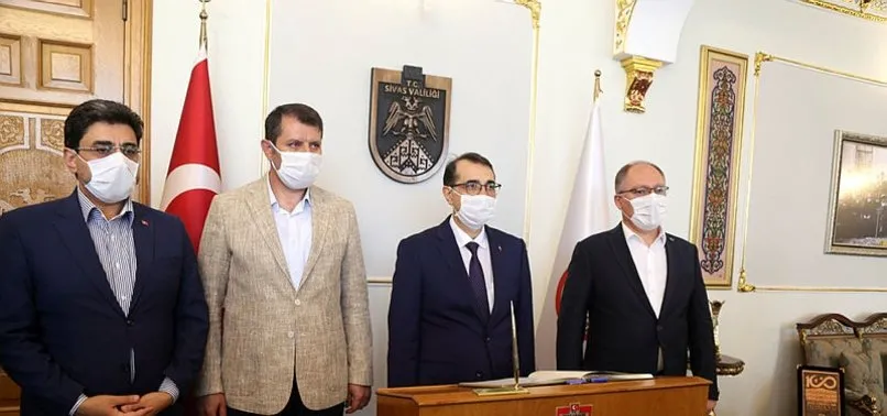 Enerji Bakanı Fatih Dönmez’den Sivas'ta iki ilçeye doğalgaz müjdesi
