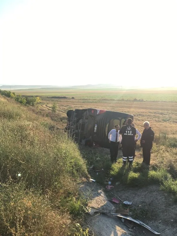 Eskisehir Sivrihisar Da Feci Kaza 13 Yarali