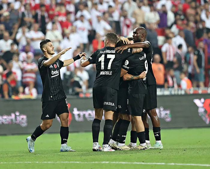 canli-takip-besiktas-zorlu-samsunspor-deplasmaninda-1723406762524.jpg Beşiktaş Samsun'da yeni transferleriyle 3 puana uzandı! İşte maçta yaşananlar... - 2