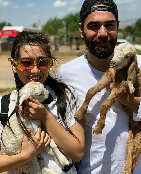 Eczane çıkışı görüntülendi! İşte Neslihan Atagül'ün sağlık durumu - 3