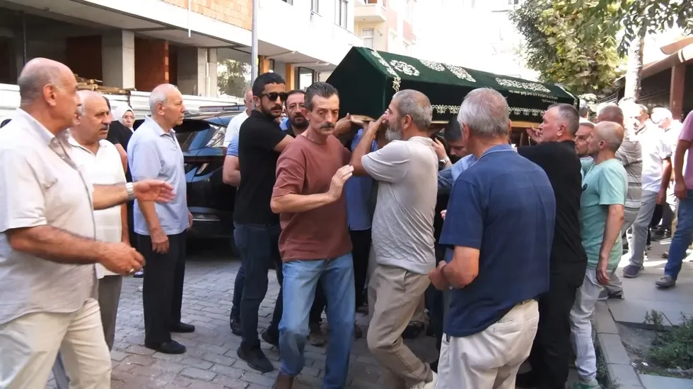 1789225843339.jpg İstanbul'da kan donduran kiracı vahşeti! Ev sahibi çifti kurşun yağmuruna tutmuştu: Kanlı cinayetin perde arkası ortaya çıktı - 2