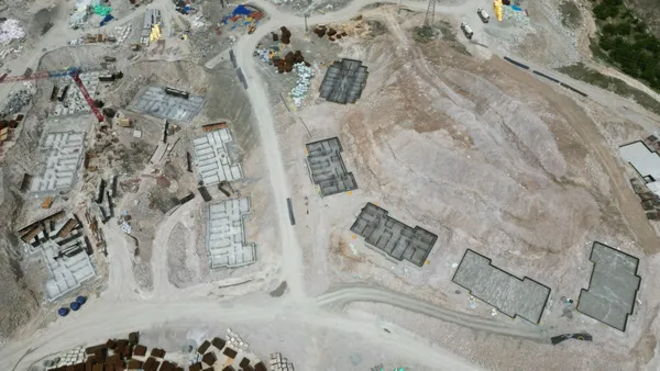 İşte hükümetin İskenderun'a verdiği söz! Kalıcı 1451 konutun inşası sürüyor - 2