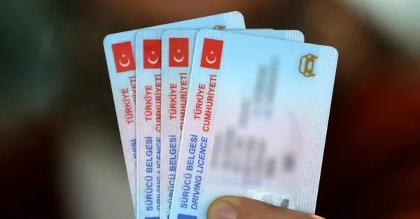b-sinifi-ehliyet-sahipleri-dikkat-ayrintilar-belli-oldu-125-ccnin-altindaki-tum-araclar-1698050777838.jpeg Detaylar belli oldu! B sınıfı ehliyet sahipleri dikkat! 125 cc'nin altındaki tüm araçlar... - 4