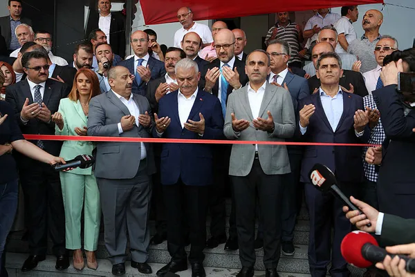 Binali Yıldırım: Türkiye, krallar ülkesi değil, kurallar ülkesidir