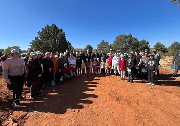 Bozkır'da öğrenciler fidan dikti