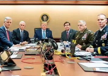 Trump'ın Bağdadi operasyonunu izlediği anın fotoğrafı