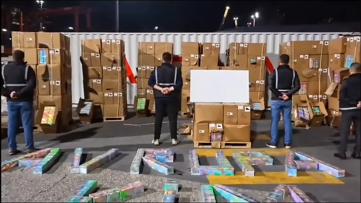 Türkiye tarihinin en büyük elektronik sigara yakalaması - 4