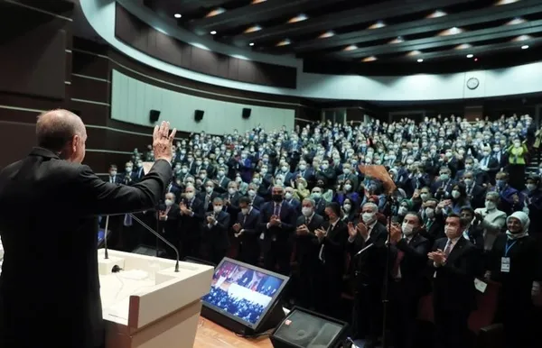 Son seçim anketinin sonuçları açıklandı: O gelişme sonrası 3 puanlık fark daha...