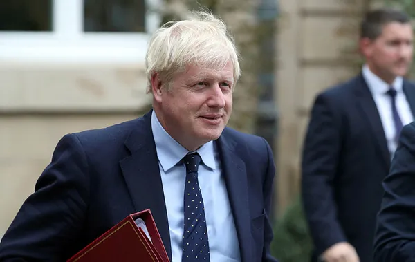 İngiltere Başbakanı Boris Johnson tepkiler üzerine kürsüye çıkmadı! - 1