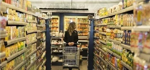 Marketlere yeni düzenleme yolda! Artık o sebze ve meyveler açıkta satılamayacak