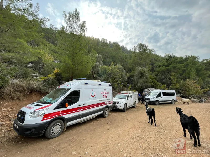Türkiye'yi yasa boğan Müslüme Yağal son yolculuğuna uğurlandı! Gözyaşları sel oldu 2