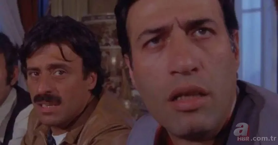 80 yaşındaki Şevket Altuğ yıllar sonra ortaya çıktı! Yedi Bela Hüsnü'nün Cemal'i bakın nasıl değişmiş! Meğer Yeşilçam'ın yıldızı... 4