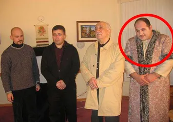 Fethullah'ın hilatlı şaklabanı!