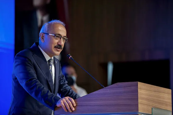 Son dakika: Hazine ve Maliye Bakanı Lütfi Elvan’dan büyüme açıklaması! Yüzde 8’in üzerinde büyüme bekliyoruz