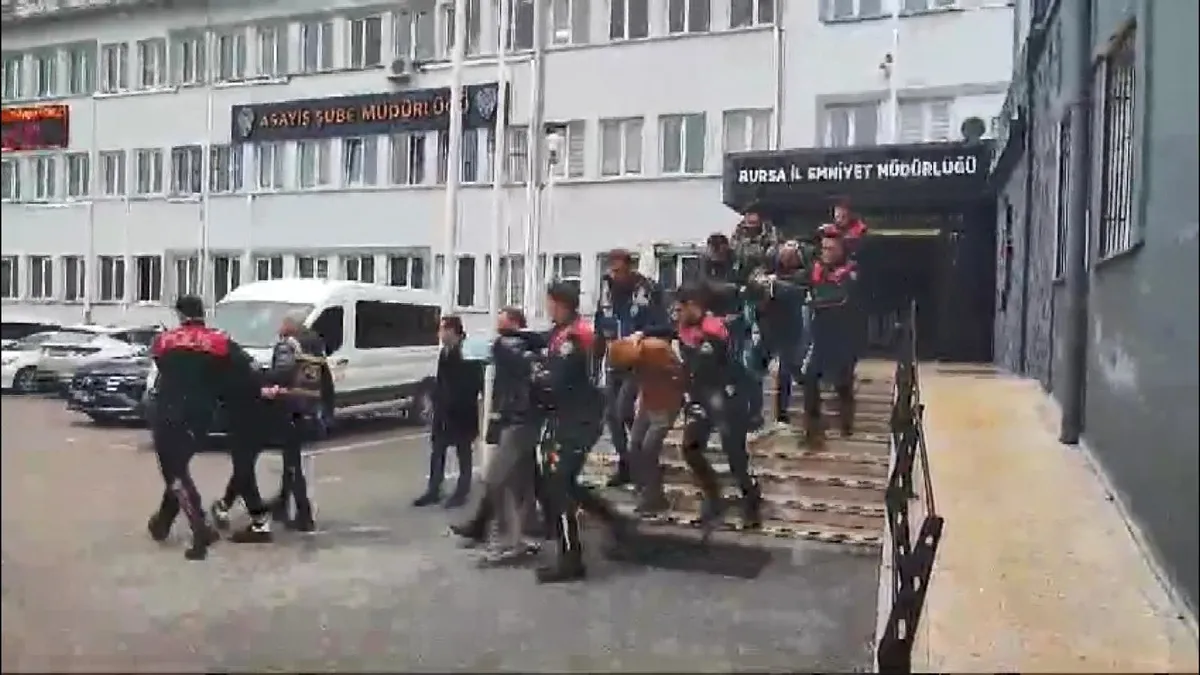 Bursa'da fuhuş operasyonu: 4 kişi tutuklandı