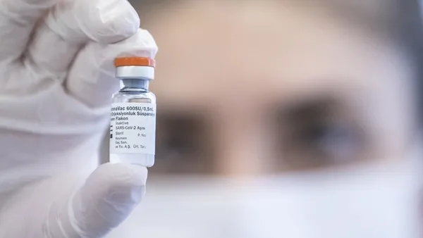 Yerli koronavirüs aşısı Turkovac’tan sonra bir güzel haber daha! Mutasyonlara karşı...