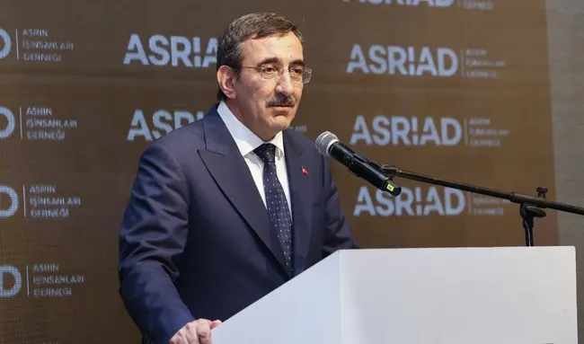 cumhurbaskani-yardimcisi-cevdet-yilmaz-yerel-yonetimlerde-ak-parti-kendini-ispat-etmistir-1711737491625.jpg Cumhurbaşkanı Yardımcısı Cevdet Yılmaz: Yerel yönetimlerde AK Parti kendini ispat etmiştir - 8