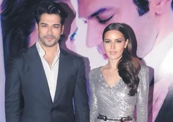 Fahriye Evcen bu gidişle Instagram'ı kapattırır