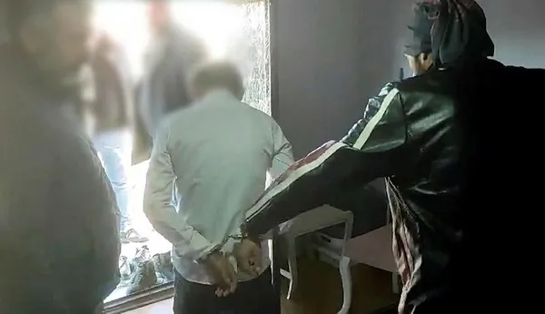 1703680397171.jpeg Her yerde aranıyordu! Mutfak dolabında çıktı - 1