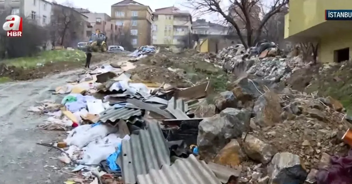 Üsküdar Burhaniye’de çöp ve moloz yığını