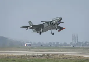 Havacılık tarihinde bir ilk! Bayraktar KIZILELMA hava-hava füzesiyle hedefi vurdu