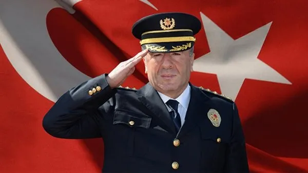 Son dakika: Mustafa Çalışkan’ın 15 Temmuz Kıyamet Gecesi ve Milli Vuruş adlı kitabı Fransızca olarak yayınladı
