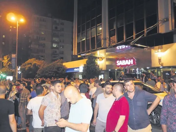 1657856642633.jpeg Darbeci hainler 15 Temmuz'da özgür basını susturamadı - 3