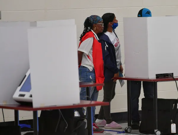 ABD’de nefesler tutuldu! Kongre ara seçimlerinde son durum