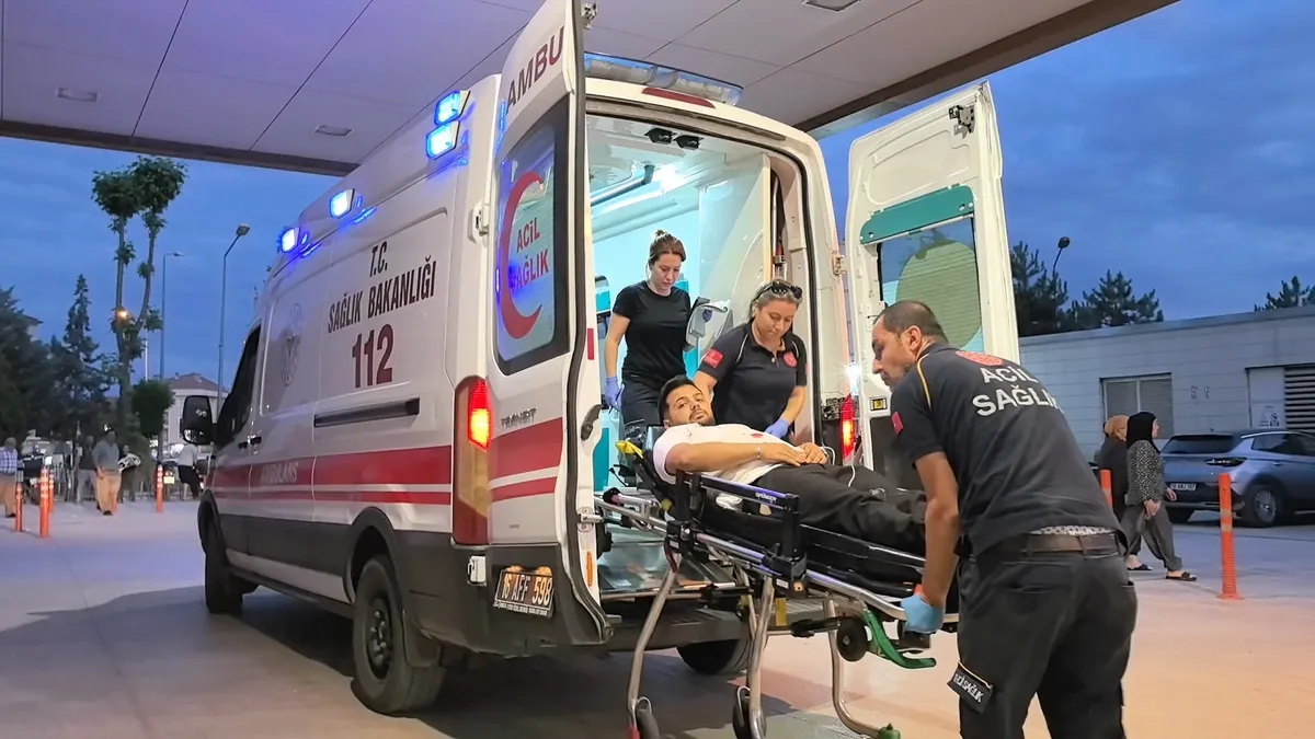 Bursa’da bıçaklı kavga: 1 kişi ağır yaralandı