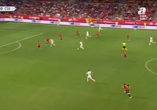 Slama'dan farkı 1'e indiren gol!