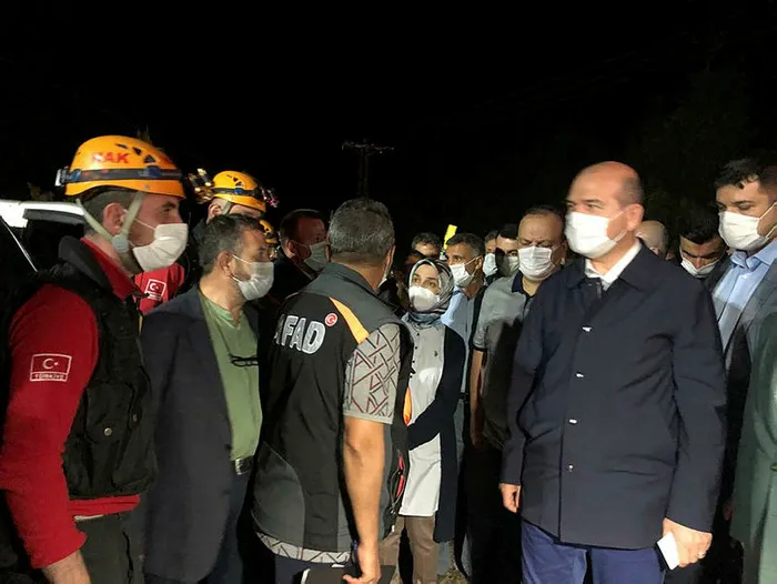 Son dakika: İçişleri Bakanı Soylu Bursa'daki sel bölgesinde - 1