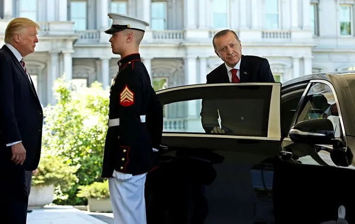 Erdoğan Beyaz Saray’a Türkiye’den götürülen zırhlı makam aracıyla gitti