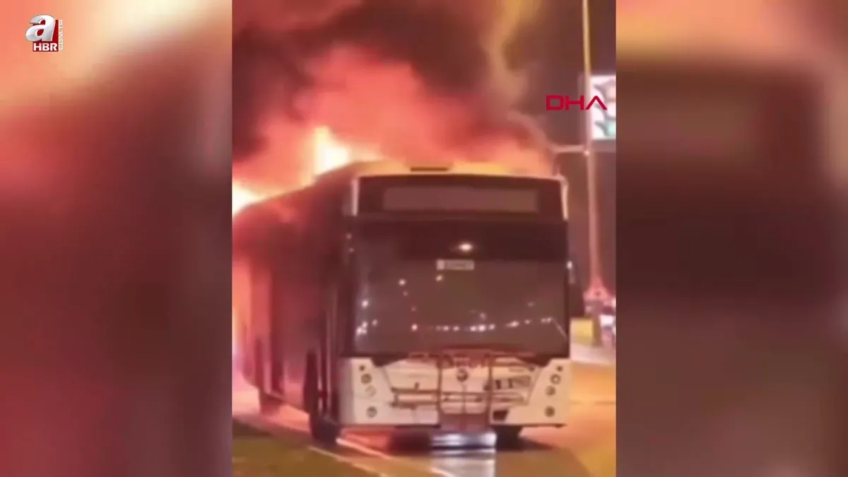 İzmir’de belediye otobüsünde yangın