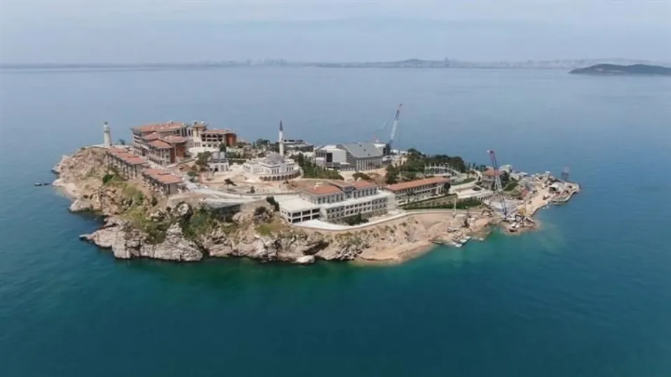 Başkan Erdoğan Demokrasi ve Özgürlükler Adası için tarih verdi: 27 Mayıs'ta açılışı yapılacak