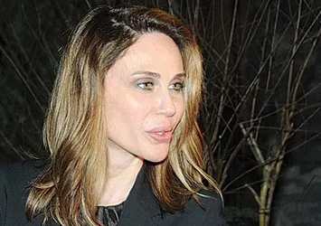 Demet Şener'den İbrahim Kutluay'a üçlük!