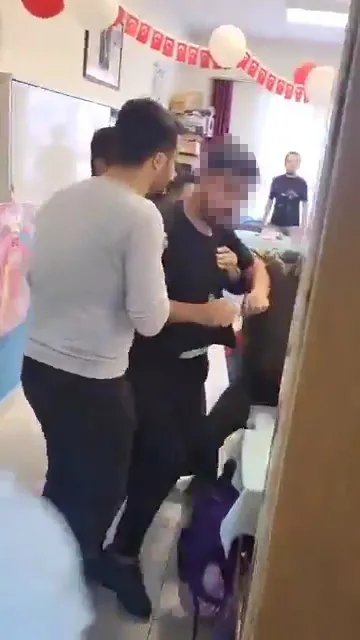 Kocaeli’den sınıf basıp öğretmenlere saldıran 2 kişi 300’er bin TL kefaletle serbest