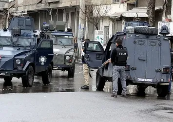 Diyarbakır'daki sokağa çıkma yasağı sona erdi