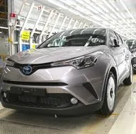 Türkiyede üretilen ilk hibrit otomobil: Toyota CH-R