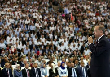 AK Parti'de teşkilatların yüzde 50’si değişiyor