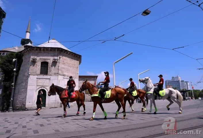 Atlı birlikler Taksim’e indi