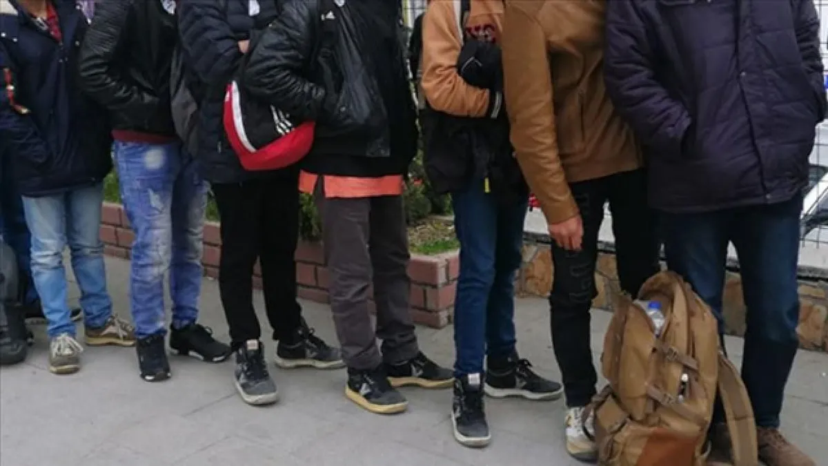 Kocaeli'de 13 düzensiz göçmen yakalandı