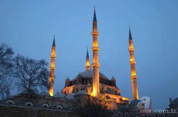 Kadir Gecesi ne zaman, hangi güne denk geliyor? Kadir Gecesi kandil mi, önemi nedir? 5