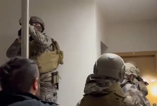 İstanbul’da MAHZEN-7 operasyonu! Muhammed Uray’ın suç örgütü çökertildi